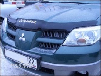 Дефлектор капота темный MITSUBISHI OUTLANDER (Logo) 2001-2006