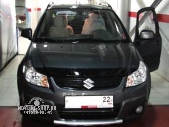 Дефлектор капота темный SUZUKI SX4 2007-/FIAT SEDICI 2007-