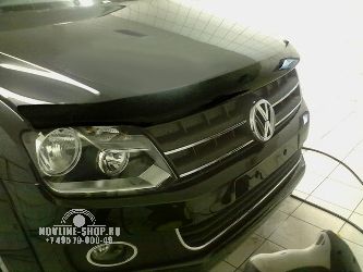 Дефлектор капота темный VW AMAROK 2010-, NLD.SVOAMA1012